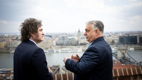 milei-says-argentina-can-‘guarantee-europe’s-energy-security’-during-cpac-speech-in-hungary