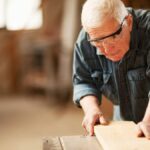 caida-de-ingresos:-los-jubilados-vuelven-al-trabajo-y-el-gobierno-pisa-la-caja-para-mantener-el-superavit-fiscal