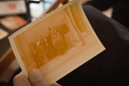 (dis)appear,-a-film-about-memory,-photography,-and-the-argentine-dictatorship