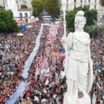la-conmemoracion-por-los-50-anos-del-golpe-se-mezcla-en-la-grieta-cada-vez-mas-mayor-entre-el-gobierno-y-el-kirchnerismo