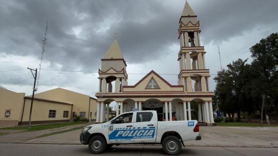 hallaron-a-un-bebe-recien-nacido-abandonado-en-la-puerta-de-una-parroquia-en-chaco