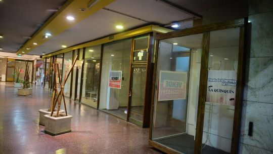 otro-estudio-confirma-que-crece-la-vacancia-en-galerias-del-centro:-el-15,11%-de-los-locales-esta-vacio