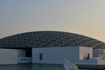 crece-la-preocupacion-por-las-obras-prestadas-al-louvre-abu-dhabi-tras-la-escalada-belica
