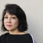 en-una-novela-para-adolescentes,-monica-zwaig-conecta-la-dictadura-con-la-ia
