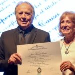 catalan-musician-joan-manuel-serrat-says-during-argentina-trip-that-individualism-leads-‘to-the-abyss’
