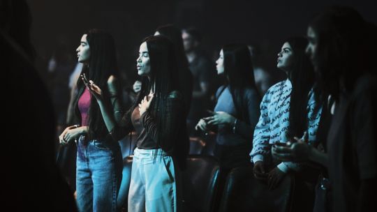 insta-savvy-churches-are-propelling-brazil’s-gen-z-to-the-right