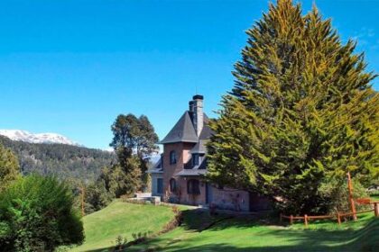 el-messidor,-la-jaula-de-oro-de-isabel-peron