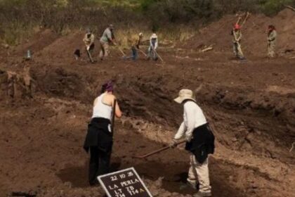 la-hermana-de-las-mellizas-carranza-le-pide-a-milei-que-no-deje-de-buscar-a-los-desaparecidos