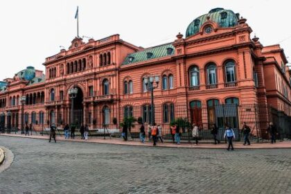 clima-en-ciudad-de-buenos-aires:-mediodia-soleado-y-tarde-agradable-sin-lluvias-para-este-24-de-marzo