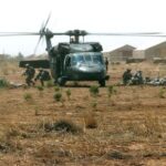 que-es-un-helicoptero-black-hawk:-como-funciona-y-por-que-es-clave-en-operaciones-militares