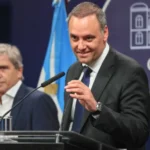 en-medio-de-polemicas-por-sus-viajes-|-el-gobierno-nacional-busca-retomar-la-agenda-y-adorni-volvera-a-dar-conferencias-de-prensa-este-miercoles-en-casa-rosada