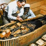revelan-que-howard-carter-califico-como-una-“bendicion”-la-muerte-del-periodista-que-invento-la-maldicion-de-tutankamon