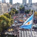 galeria-de-fotos:-multitudinaria-marcha-por-el-dia-de-la-memoria,-la-verdad-y-la-justicia