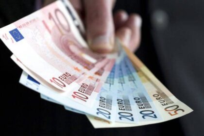euro-hoy:-a-cuanto-cotiza-este-miercoles-25-de-marzo