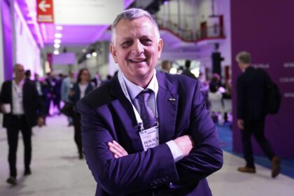 horacio-marin,-de-ypf:-“la-guerra-acelera-la-expansion-de-nuestro-proyecto-de-gas-licuado”