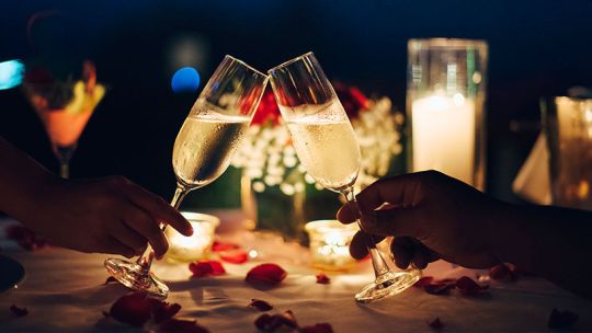 llega-la-cupido-fest-a-cordoba,-la-fiesta-anti-tinder-que-busca-crear-parejas-cara-a-cara