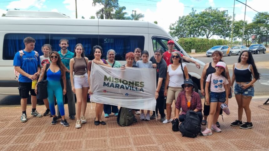 minibus-completo:-la-salida-a-la-cruz-de-santa-ana-y-san-ignacio-partio-lleno-y-desde-misiones-maravilla-turismo-anunciaron-nueva-salida-para-el-viernes-3-de-abril