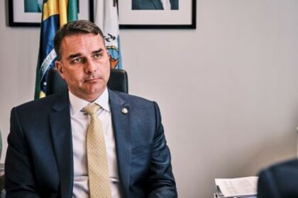 flavio-bolsonaro-inches-ahead-of-president-lula-in-brazil-election-poll