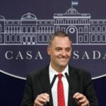 manuel-adorni-announces-new-bills-in-first-press-conference-since-scandals