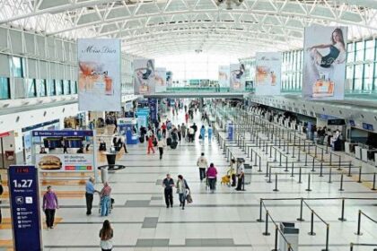 la-balanza-turistica-fue-negativa-a-pesar-de-que-viajaron-menos-argentinos-al-exterior-y-llegaron-mas-turistas