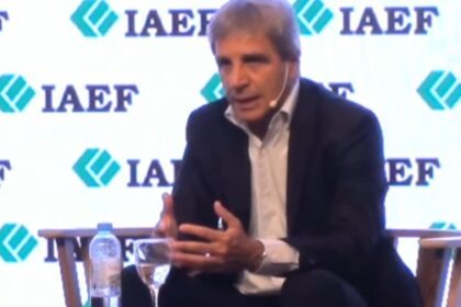 caputo-sale-a-buscar-divisas-con-un-nuevo-bono-en-dolares-hasta-el-2028-y-mas-privatizaciones