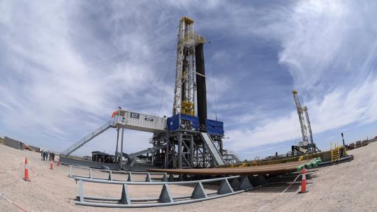 eurnekian-apuesta-por-palermo-aike-y-presenta-un-plan-para-exportar-gnl-a-traves-de-chile