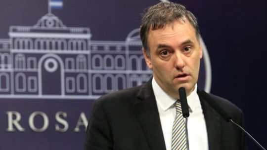 la-irritacion-de-adorni-solo-expone-su-debilidad