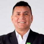 conmocion-en-peru:-asesinan-a-ladrillazos-a-un-candidato-a-diputado-tras-un-acto-de-campana
