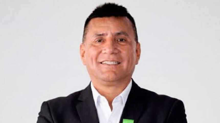 conmocion-en-peru:-asesinan-a-ladrillazos-a-un-candidato-a-diputado-tras-un-acto-de-campana