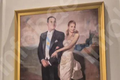 casa-rosada-|-por-orden-de-karina-milei,-el-gobierno-retiro-un-cuadro-de-peron-y-evita-y-analiza-reemplazarlo-con-una-imagen-de-messi
