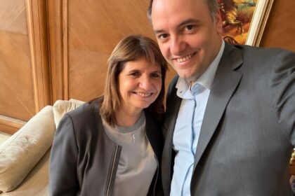 javier-milei-y-sus-medidas,-en-vivo:-tras-su-polemica-conferencia-de-prensa,-adorni-se-reune-hoy-con-bullrich