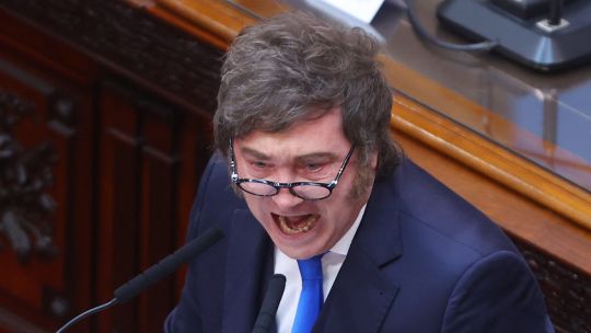 milei’s-approval-rating-hits-new-low-as-argentina’s-unemployment-rises