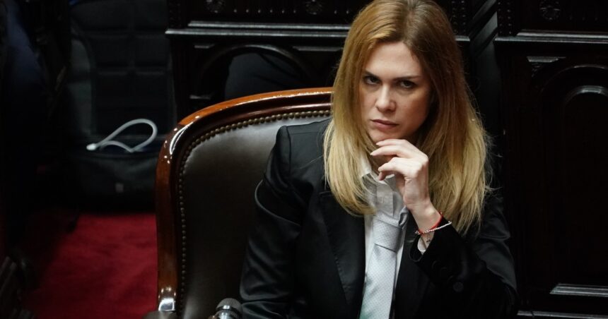 de-delcy-rodriguez-a-toviggino:-la-insolita-defensa-de-lilia-lemoine-a-adorni-que-dejo-atonitos-a-un-periodista-y-un-dirigente-de-izquierda