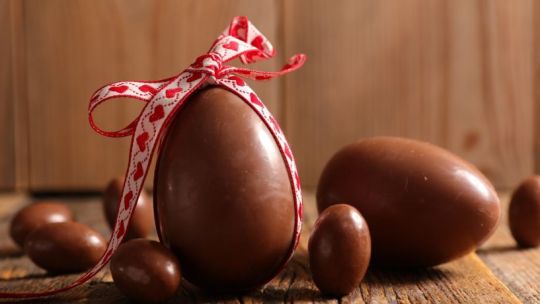 cordoba:-fabricantes-de-huevos-de-pascua-advierten-caida-del-consumo-y-precios-hasta-30%-mas-altos