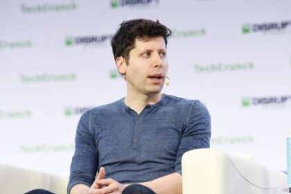 sam-altman-lanzara-el-“anti-iphone”-y-prepara-su-revancha-judicial-contra-elon-musk