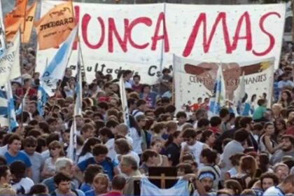 eduardo-ibarra-sobre-la-movilizacion-del-24-de-marzo:-“hubo-una-dosis-de-espontaneidad-que-se-traduce-en-la-magnitud-de-la-marcha”