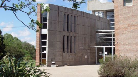 la-universidad-nacional-de-rio-cuarto-salio-del-ranking-qs-2026-y-profundiza-su-caida-internacional