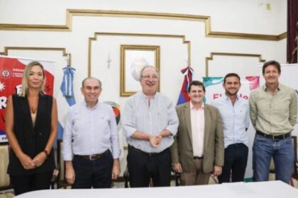 reventon-de-posadas:-presentaron-la-nueva-edicion-con-promociones,-financiacion-y-propuestas-culturales