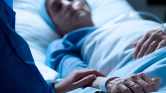 eutanasia-en-argentina:-por-que-los-proyectos-de-ley-siguen-sin-tratarse-mientras-los-pacientes-esperan-la-muerte