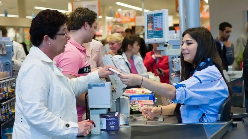 cerro-la-paritaria-de-comercio:-acordaron-un-aumento-del-5%-en-tres-tramos-y-un-bono