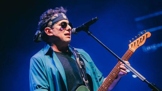 andres-calamaro-vuelve-a-cordoba-con-un-show-basado-en-sus-grandes-clasicos