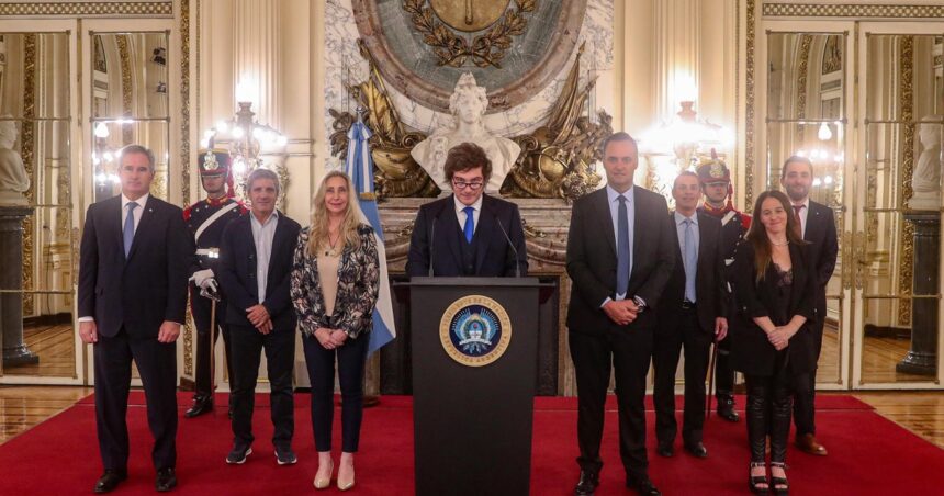 con-criticas-a-cristina-y-kicillof,-milei-celebro-el-fallo-a-favor-en-el-caso-ypf:-“nos-hundieron-en-una-aventura-suicida”