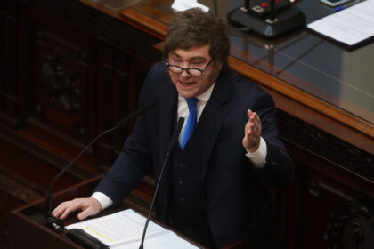 el-gobierno-busca-recuperar-la-agenda-del-congreso:-envio-al-senado-la-ley-de-la-inviolabilidad-de-la-propiedad-privada