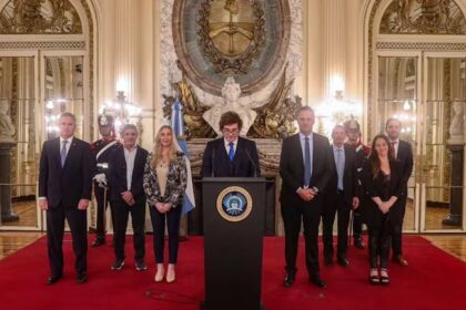 javier-milei-celebro-el-fallo-por-ypf-y-critico-a-cristina-kirchner-y-kicillof:-“fue-una-aventura-suicida-que-nos-podria-haber-costado-todo”