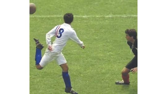 ossie,-un-jugador-de-pelicula