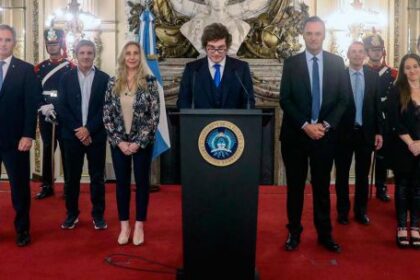 milei,-sobre-la-expropiacion-de-cfk-a-ypf:-“pusieron-a-todos-los-argentinos-en-riesgo”