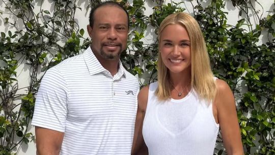 tiger-woods-fue-arrestado-y-acusado-de-conducir-alcoholizado-tras-un-choque-y-vuelco-en-florida