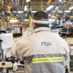 la-fabrica-de-peugeot-de-el-palomar-eliminara-un-turno-de-produccion-a-partir-de-mayo-y-abre-una-lista-de-retiros-voluntarios