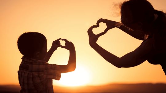 madres-e-hijos-pueden-sincronizar-su-actividad-cerebral-incluso-fuera-de-su-lengua-materna