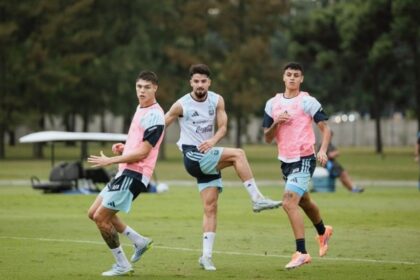 la-seleccion-argentina-sumo-minutos-en-ezeiza-ante-la-sub-20:-cual-fue-el-resultado-y-quienes-jugaron